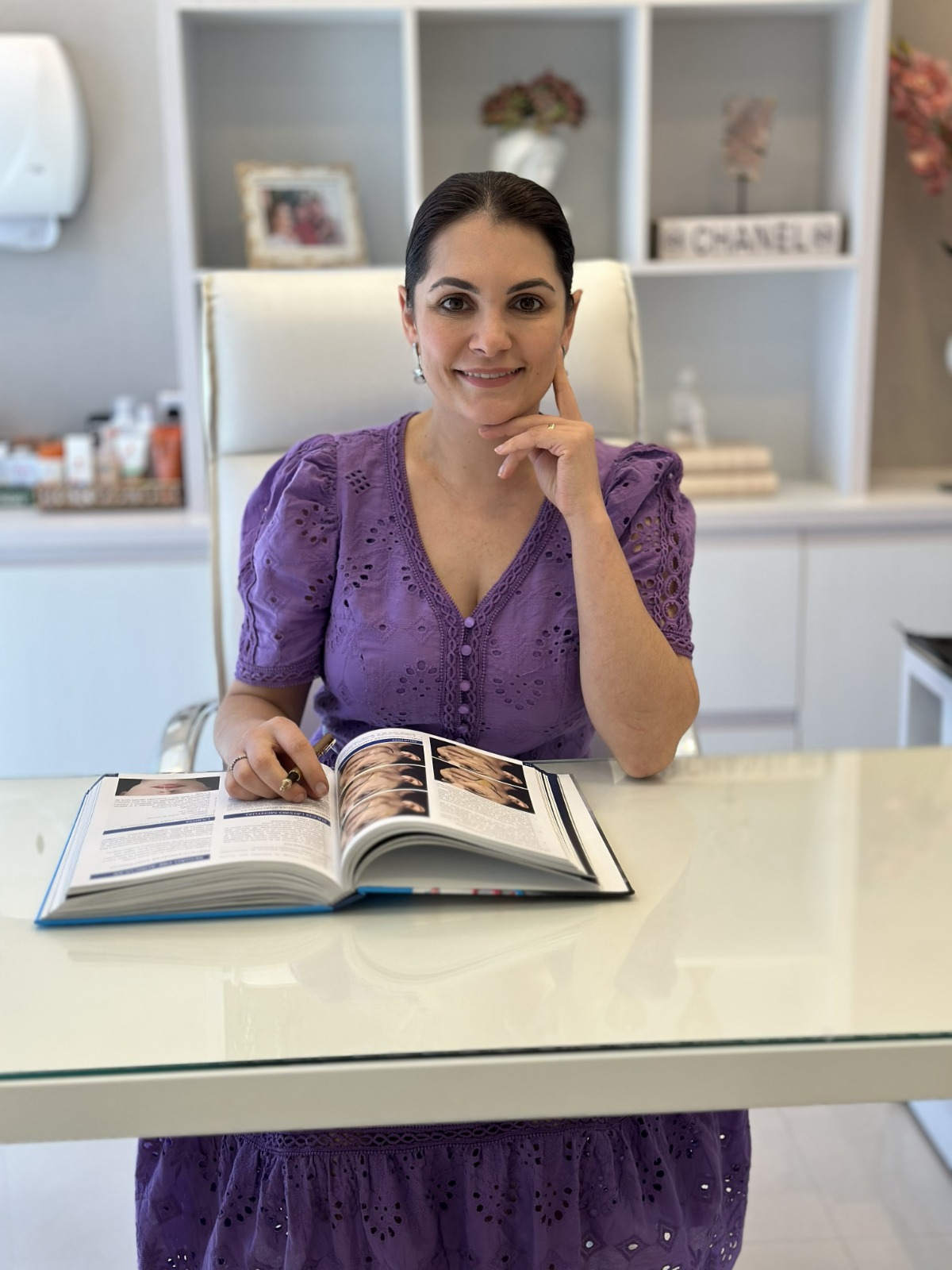 Dra. Daniela Zonin em seu consultório